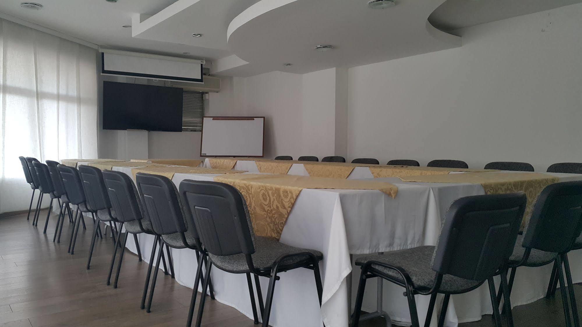 Hotel Bolivar Plaza Armenia  Εξωτερικό φωτογραφία
